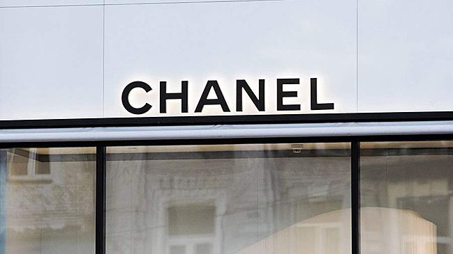 Падение выручки российских магазинов Chanel и Dior превысило 70%