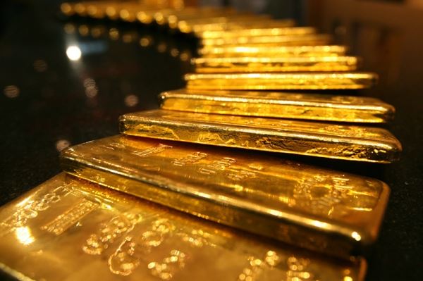 Фьючерсы на золото подорожали в ходе американских торгов