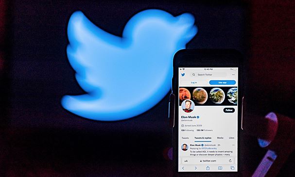 Илон Маск сократил количество сотрудников Twitter до тысячи человек