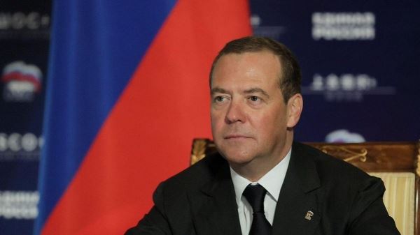 <br />
                    Медведев: Германия надолго утратит лидерство в Европе из-за антироссийских санкций<br />
                