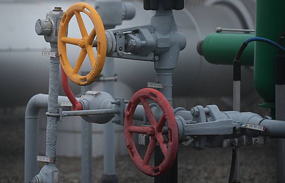 Россия приостановила подачу газа в Армению